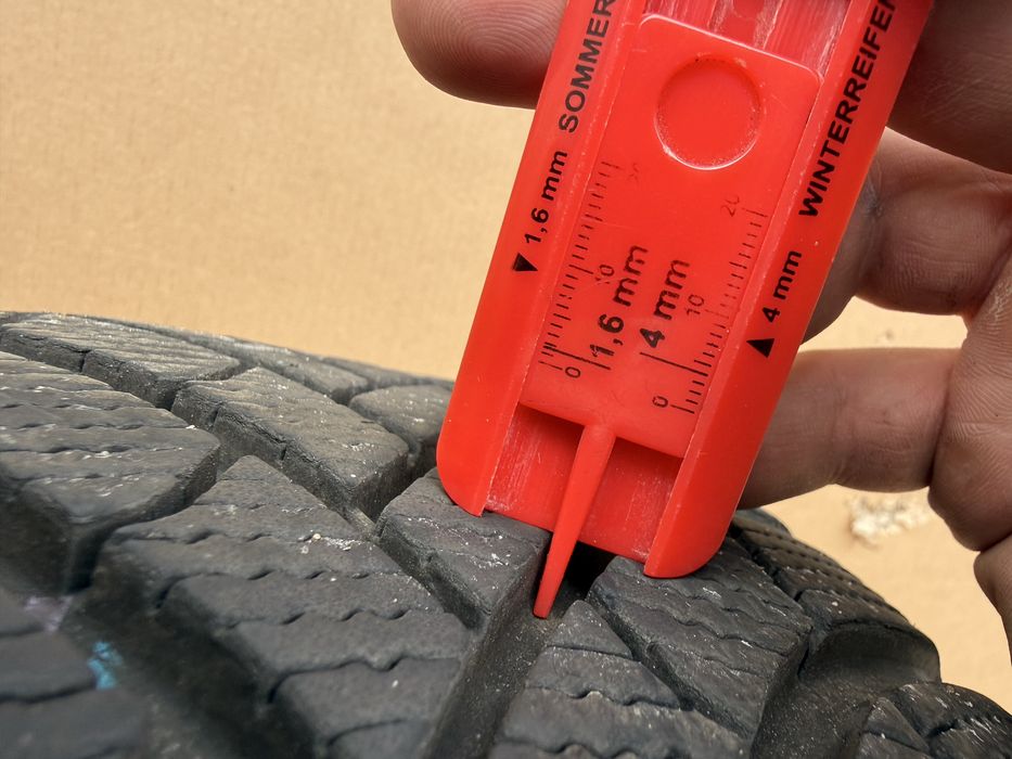 Зимна гума Semperit 205/60/16 dot5224 | 8.5мм