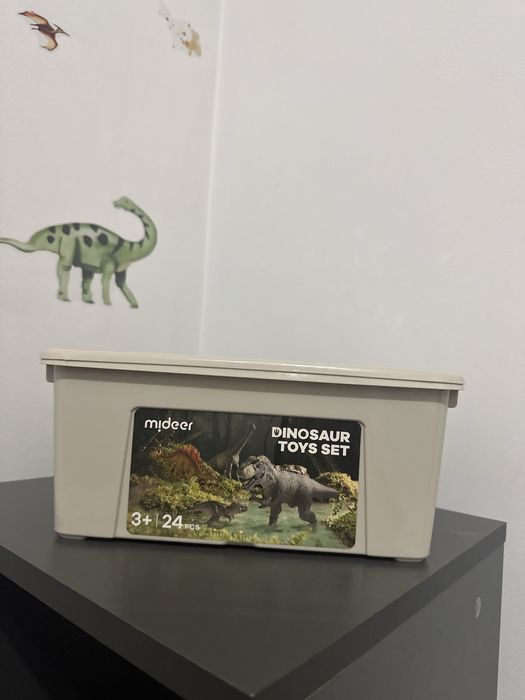 Набор динозавров бренда Mideer