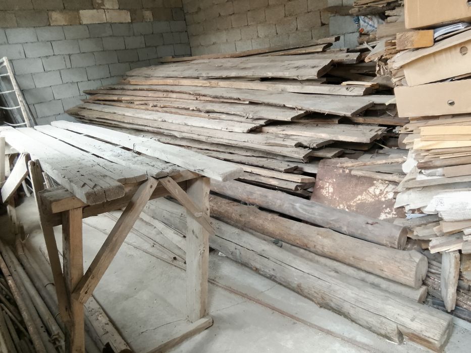 Строй материалы - балки, стропилы, доски