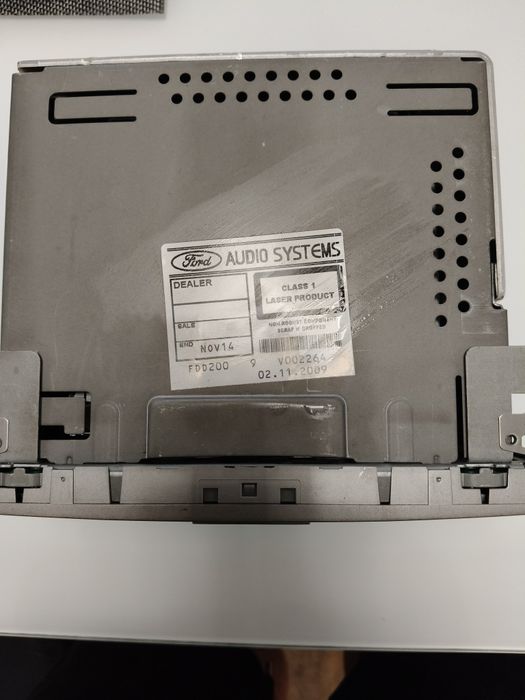 Vând Radio CD auto Ford