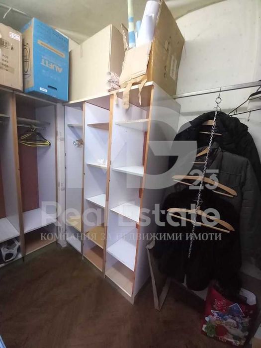 Продава се Тристаен апартамент в Пазарджик, Идеален център - 135 кв.м за 623 €/кв.м - Снимка #9