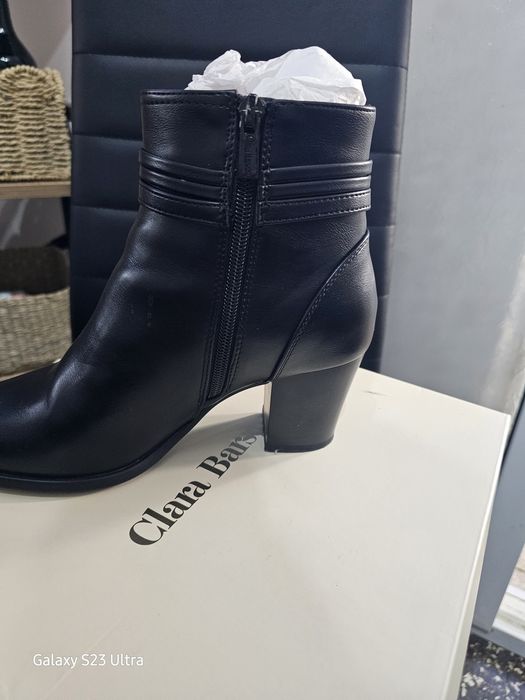 Нови обувки Clara Barson