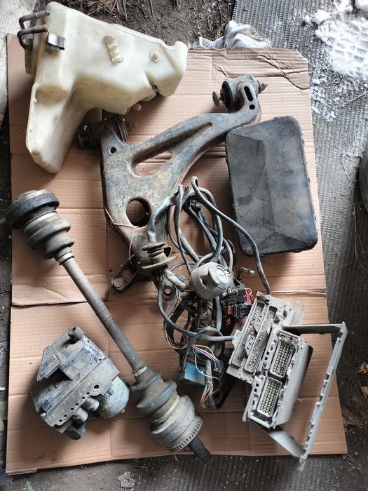 Продам запчасти на Мерседес С280, 202 кузов