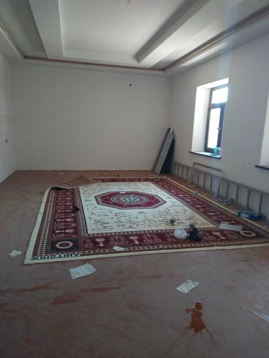 Навоий шахарда ХОВЛИ СОТИЛАДИ,