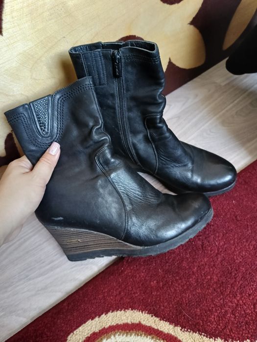 Продам  женскую обувь