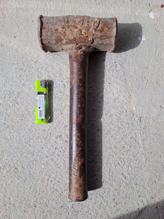 молоток ссср сотилади