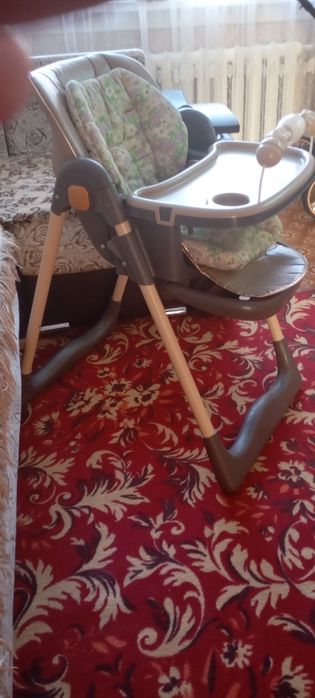 Продам стульчик трансформер для кормления