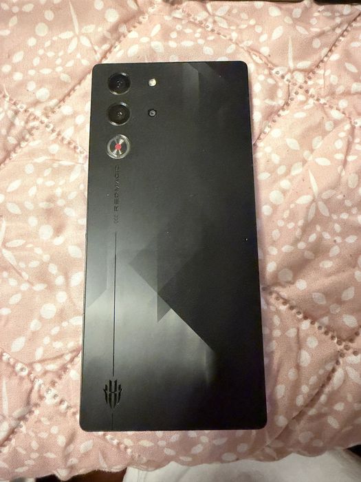 Redmagic 10 Pro 12 + 12Gb 256Gb
