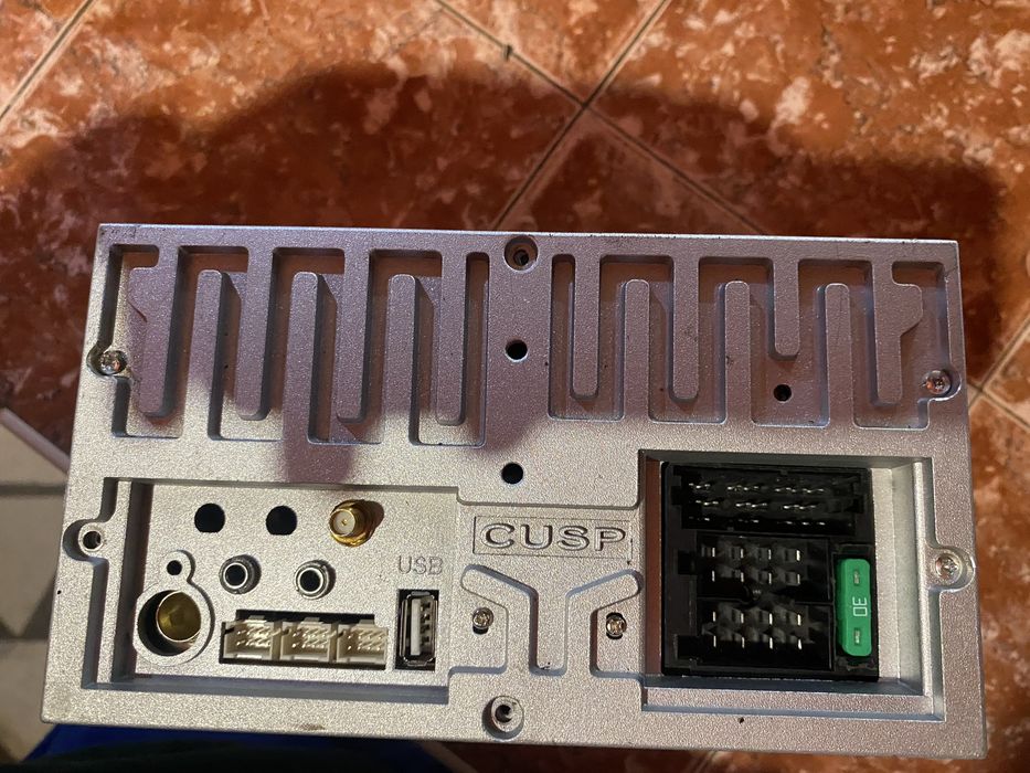 мултимедия за кола