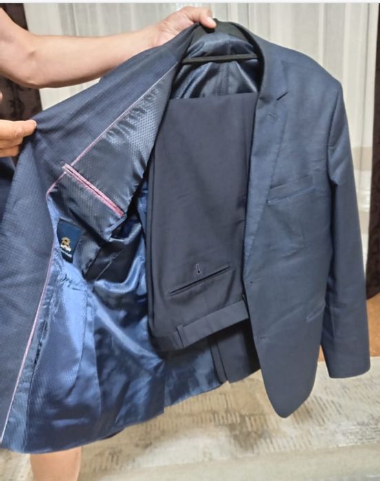 Одежда куртки костюмы