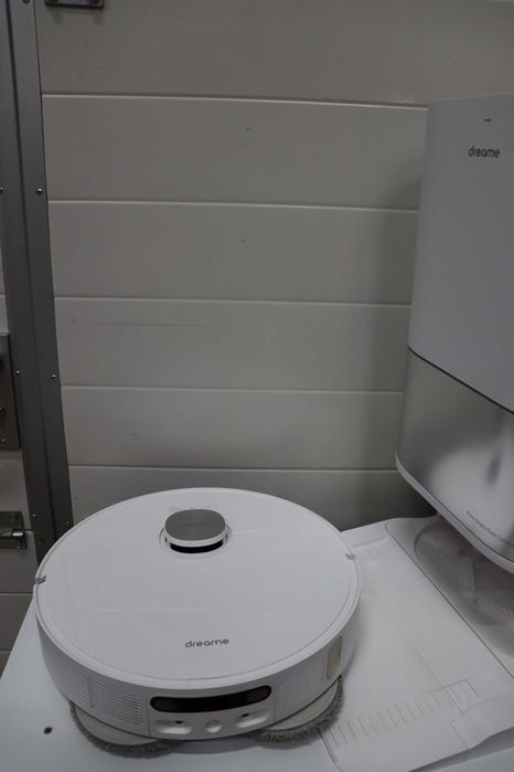 Прахосмукачка робот Dreame L10s Pro Ultra, 5300Pa, 3L, App, Ai Action
