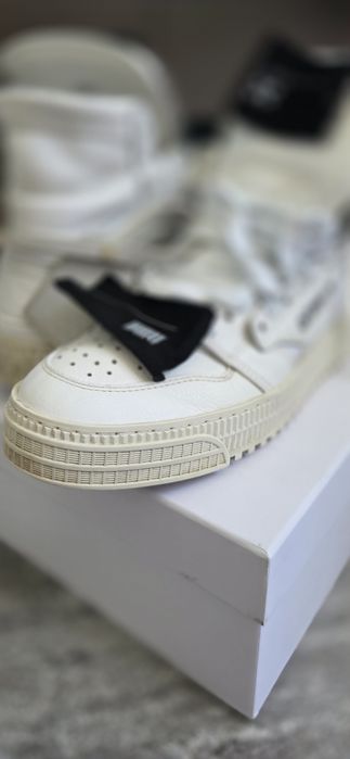 OFF WHITE-Court 3.0