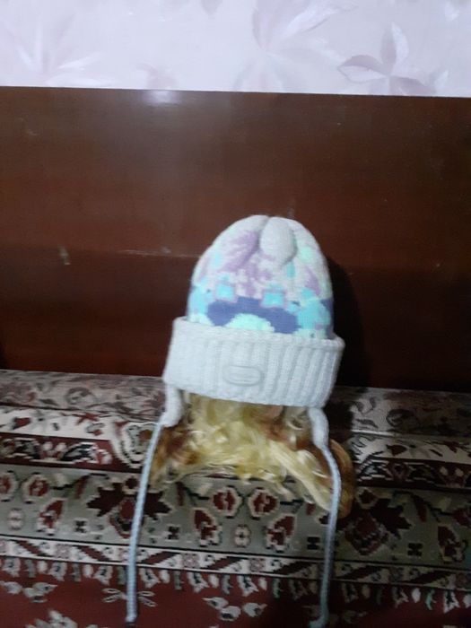 Детские комбинезон и шапки