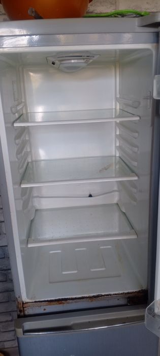 Продам холодильник б/у