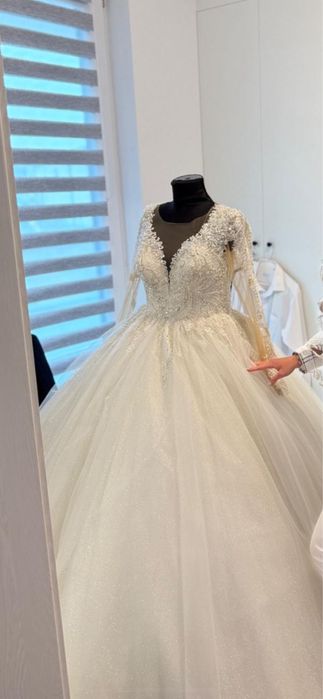 Rochie mireasa lucrata manual Atelier Princess Bride