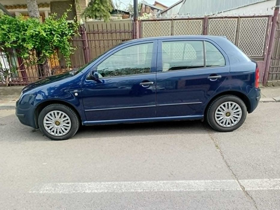Vand Skoda Fabia 1,4 16 valve 100CP benzina an 2000,ingrijita,curata, in stare perfecta de functionare, consum redus