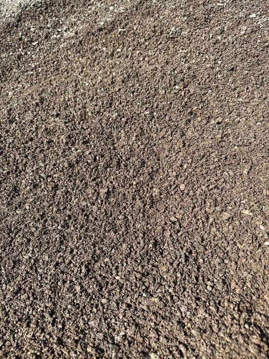 Грунт глина песок  щебень!