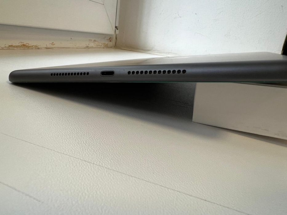 Vand iPad 9 [2021] ca nou si apple pencil gen 1 [2022], husa cadou