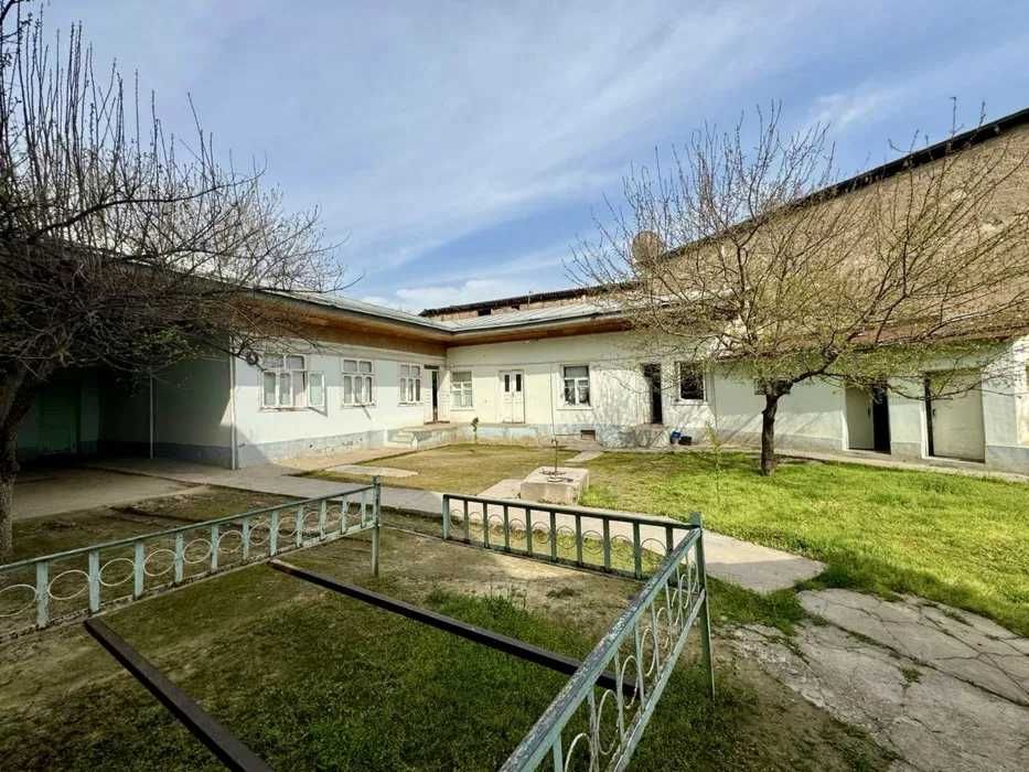 Срочно 5.4 сотох (фасад 19*29) участка сотилади)