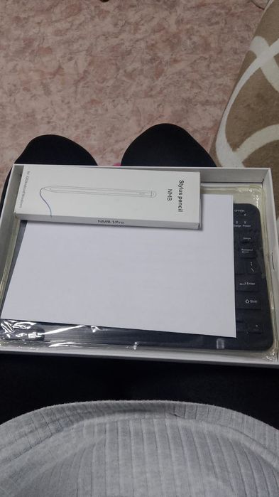 Продам планшет новый