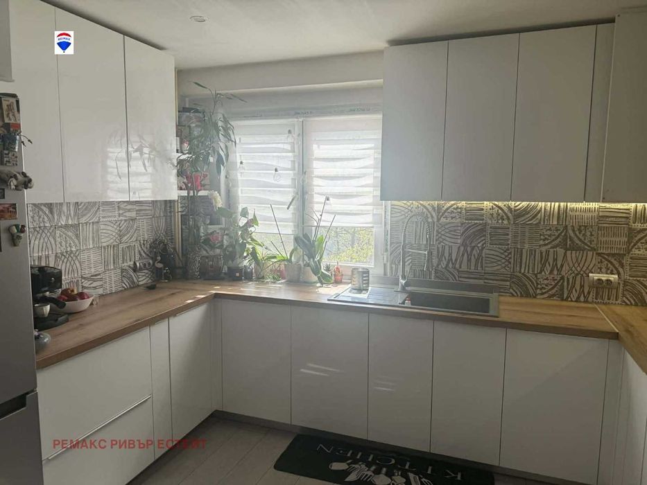 Тристаен апартамент за продажба кв. Възраждане