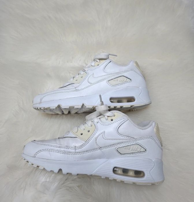 Adidași Nike AIR MAX 35.5 (22.5 CM)