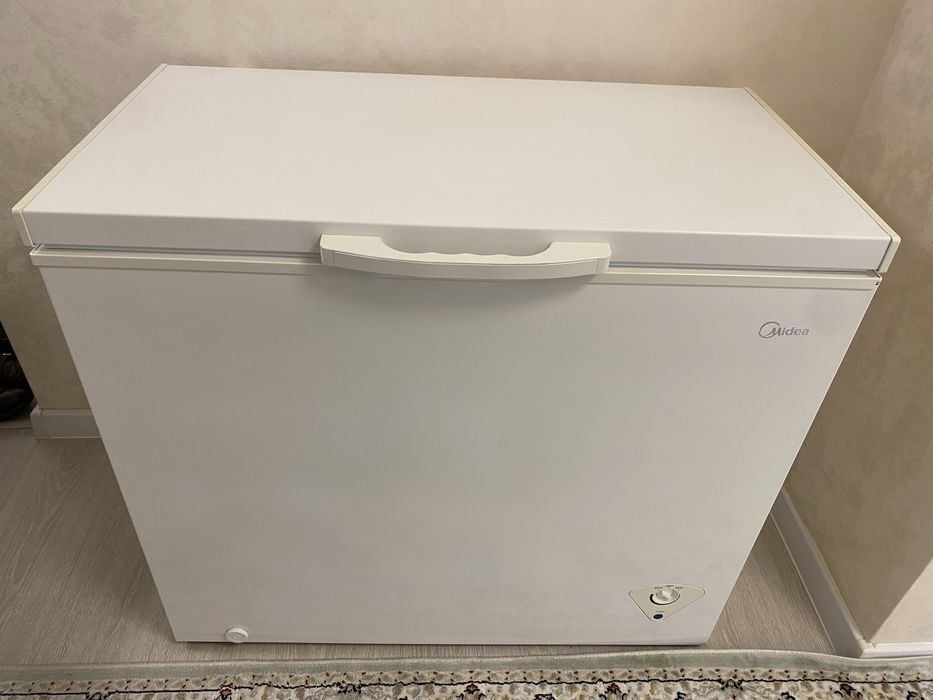 Морозильная камера  203 литра