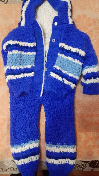 Продам детские вещи