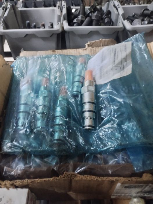 Хидравлични цилиндри