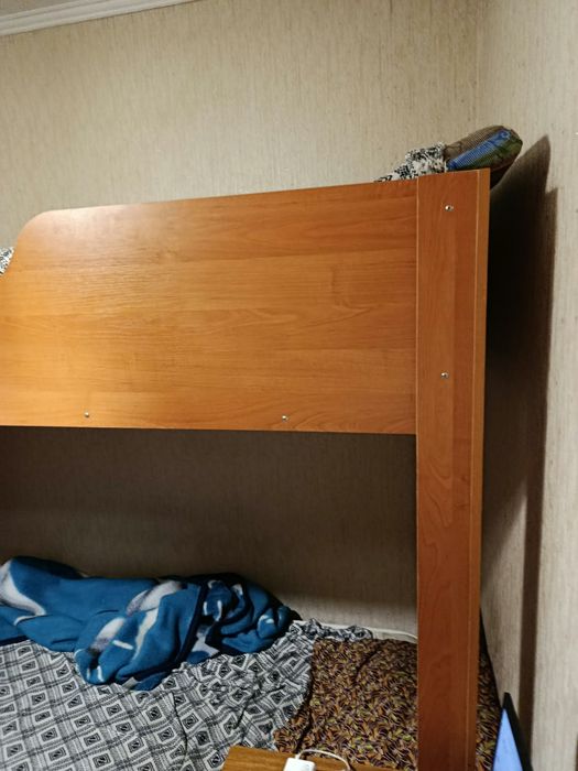 Кровать двухъярусная