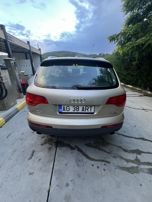 AUDI Q7 2009 — imagine 3