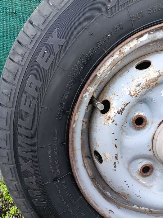 летни гуми  бусови