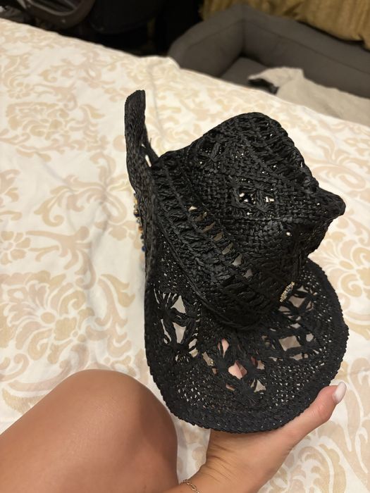 Плетена дамса шапка