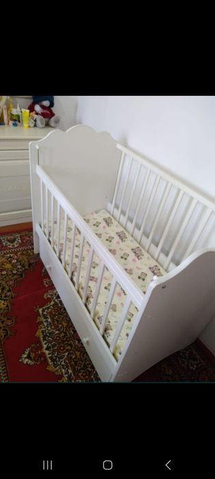 Продается детская монежка в отличном состояний