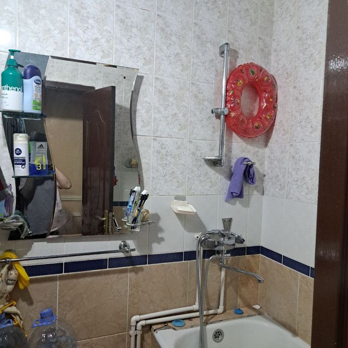 Продаетса квартира в 8 микрайон