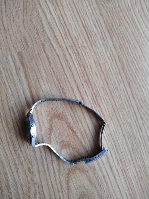 Ceas cu 7 melodii, pentru dama, Functional