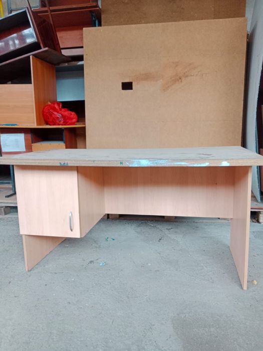 Шкафы,столы офисные