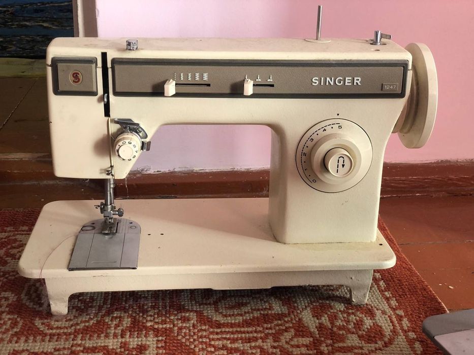 2 дона Тикув машинкалари сотилади Зингер (Германия) Веретаз (Россия)