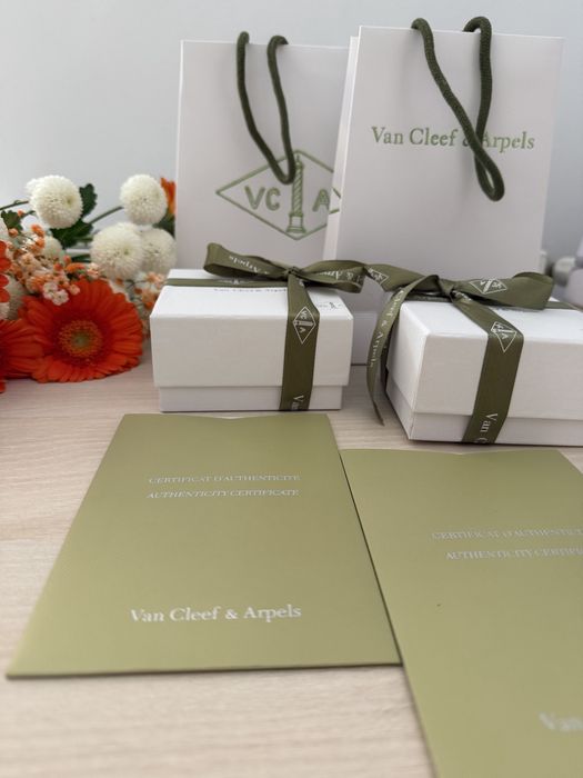 Cercei, colier Van Cleef & Arpels