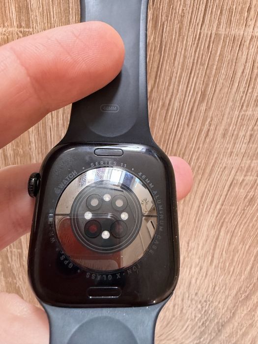 Apple watch 11 46mm Jet black