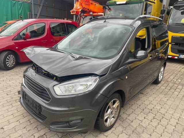 Usa Ford Tourneo Courier 2018. / 3 Fotografii.