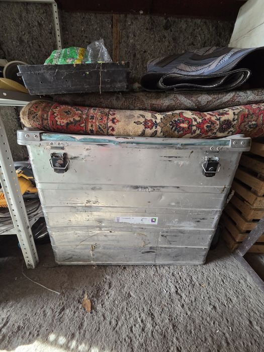 Продам 2 алюминиевых ящика