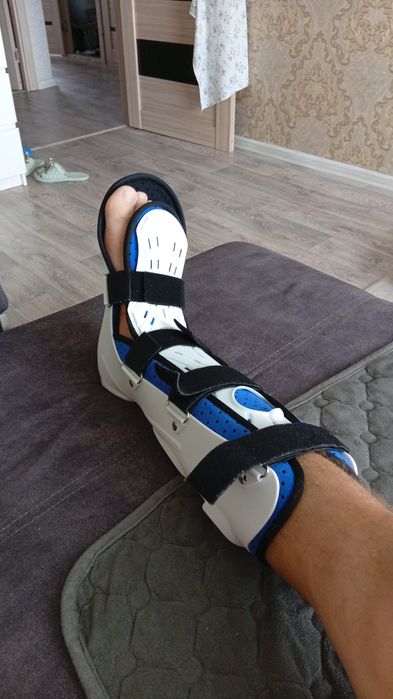 Продам ортез на правую ногу