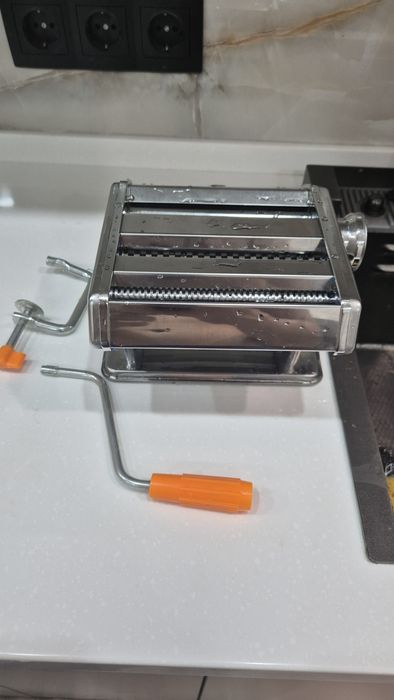 Продам лапшерезку