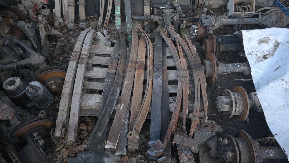 Ивекота на части след 2001г.