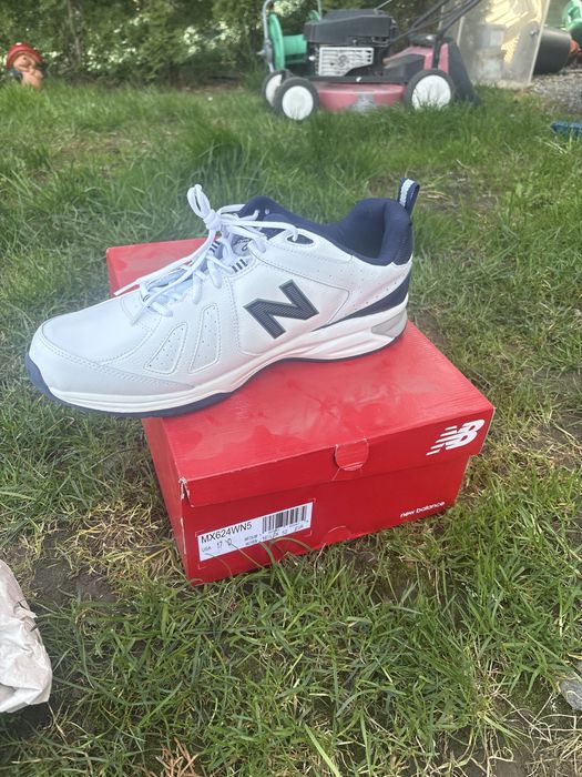 Adidasi  noi new balance
