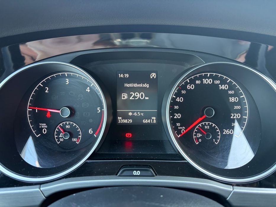 VW Touran Highline