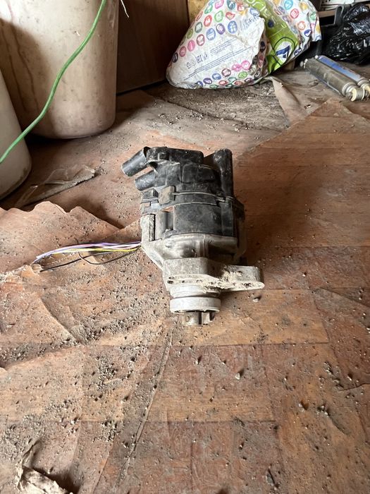 Трамблер на митсубиси