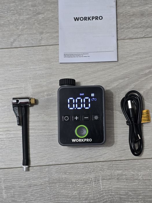 Compresor electric fără fir WORKPRO 140 PSI – portabil, cu ecran LED