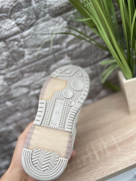 Off White Marimea 36